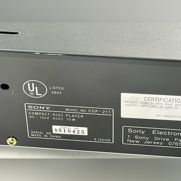 Sony CDP-211 Single Disc CD Compact Disc Player - Picture 5 of 6